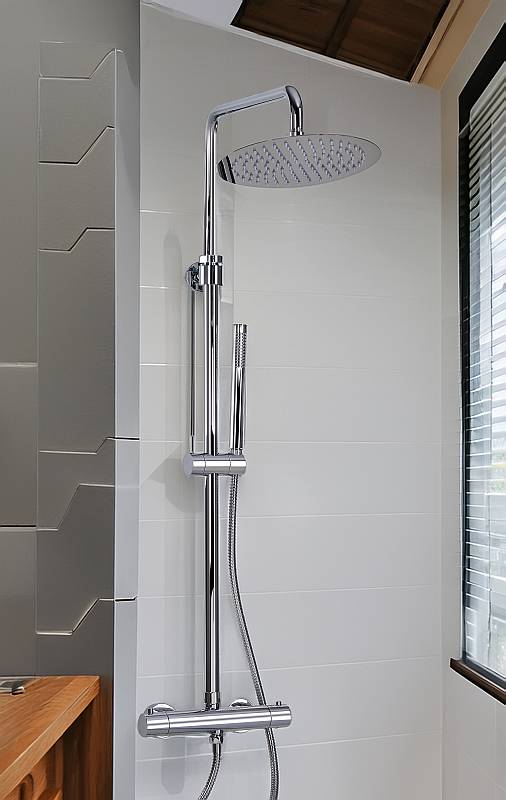 wellness colonna doccia ottone